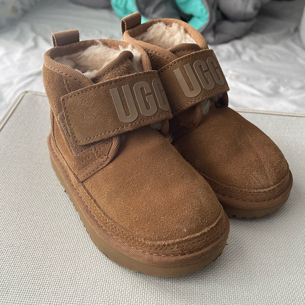 Almost New! UGG toddler boots
